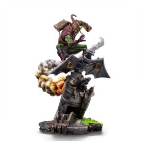figurine bouffon vert