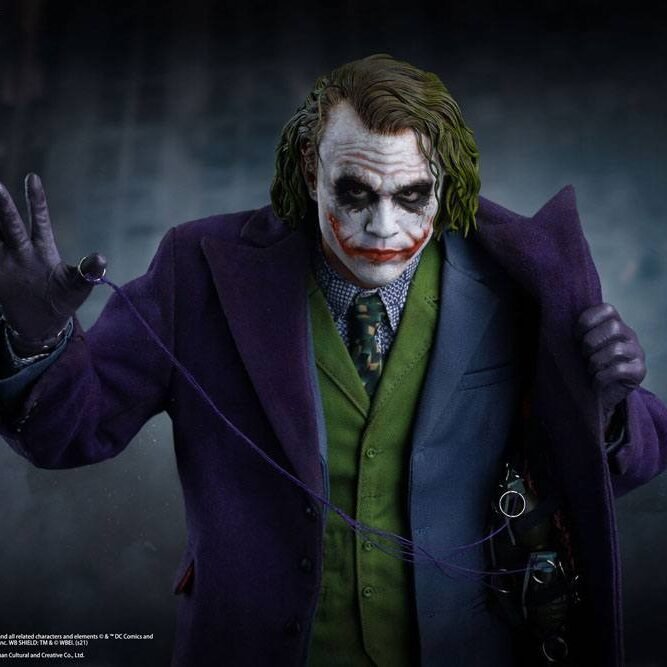 figurine joker the dark knight heath ledger
